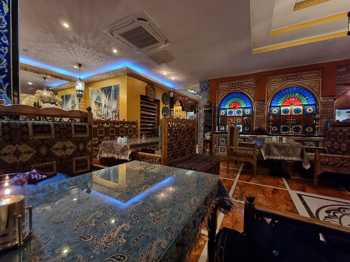 رستوران ایرانی فانوس در برلین آلمان