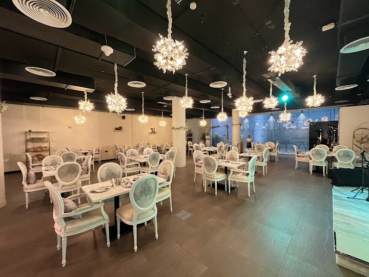 رستوران ایرانی لیوا در دبی